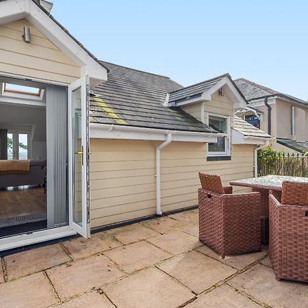 Stunning Sea View Whole Home In Torbay Close To Beach 托基 外观 照片